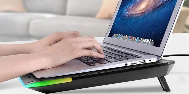 Lợi Ích Khi Sử Dụng Đế Tản Nhiệt Laptop