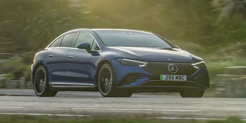 Hiệu Suất Vận Hành Của Mercedes-Benz EQE
