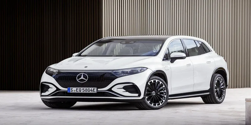 Hiệu Suất Ấn Tượng Của Mercedes-Benz EQS
